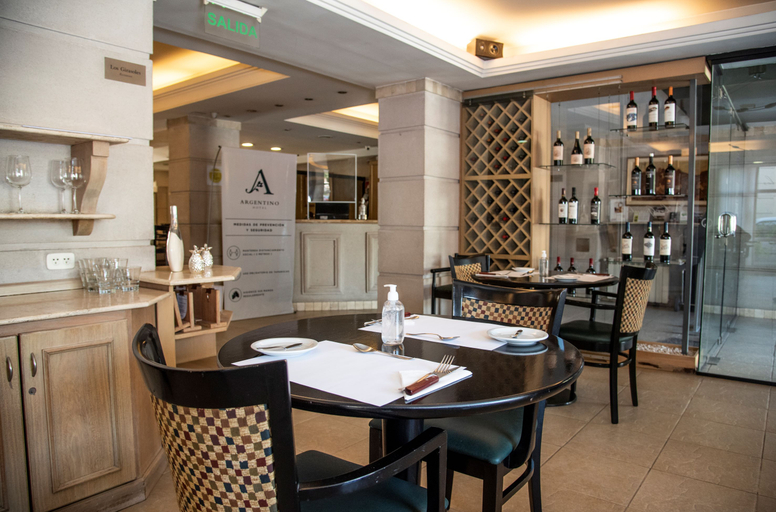 Food & Drinks 5, Argentino Hotel, Capital