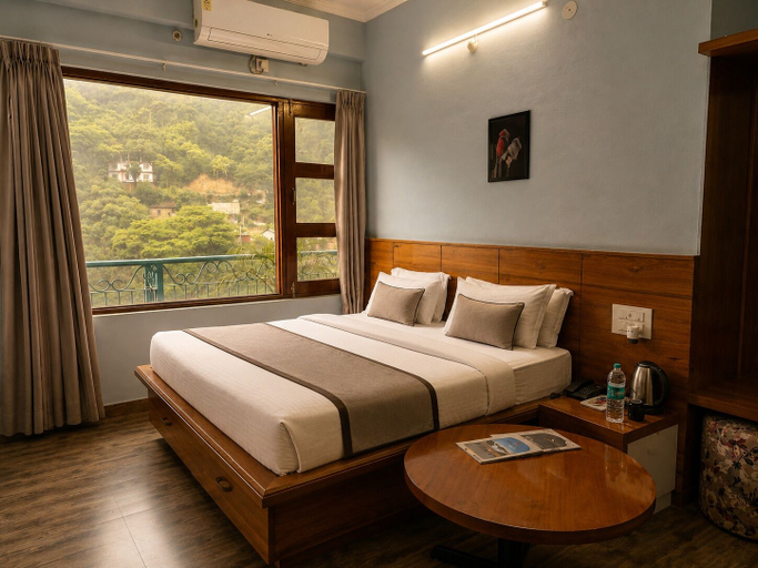 Bedroom 5, Hotel Classio, Mandi