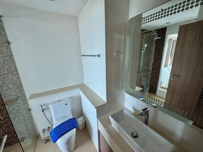 Bathroom 5, Nam Talay by PSR, Pattaya