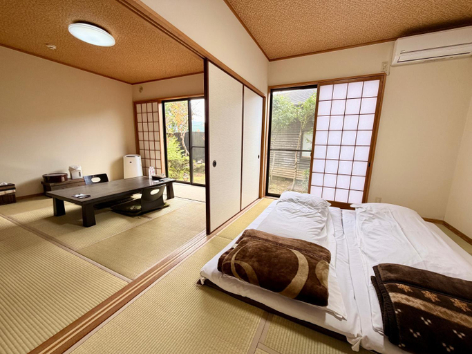 Bedroom 1, Oyado Tamayura 18 years or older, Yufu