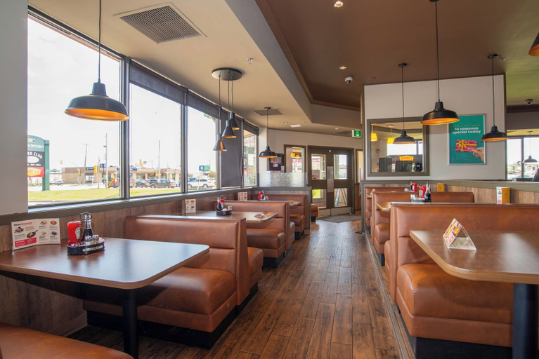 Food & Drinks 5, Sandman Hotel Saskatoon, Division No. 11