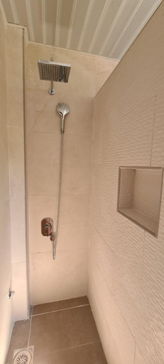 Bathroom 2, Guest House Andrea