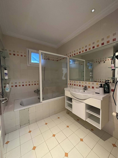 Bathroom, Le monaco, Sousse Médina