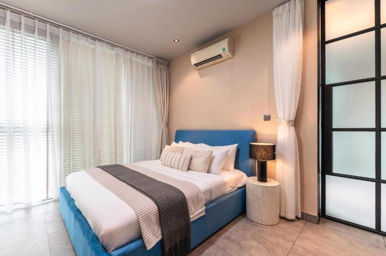 Room 3, Interior Villa 7BR with GYM by Raymond, District 2