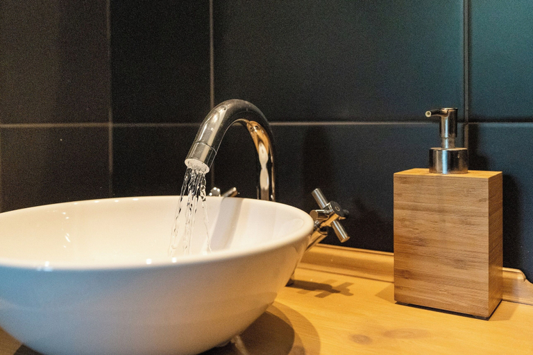 Bathroom 2, Cottage Poppy, Bath and North East Somerset