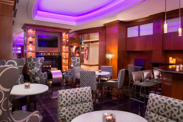Food & Drinks 4, Residence Inn by Marriott Toronto Downtown / Entertainment District, Toronto