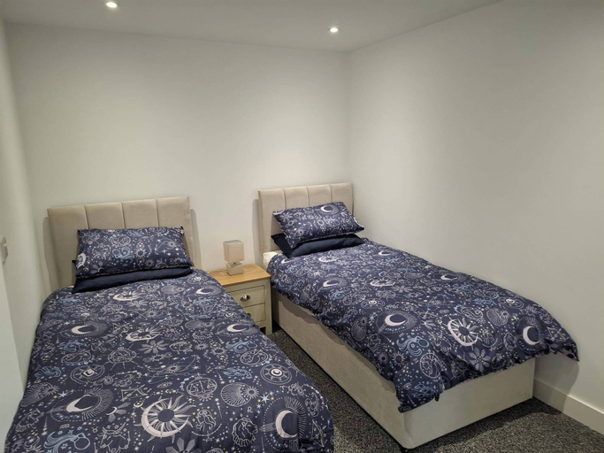 Room 2, Sleeps2-centrallocation-familyfriendly-newrefurb, Nottinghamshire