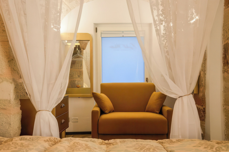 Bedroom 4, Gold White Exclusive House, Bari