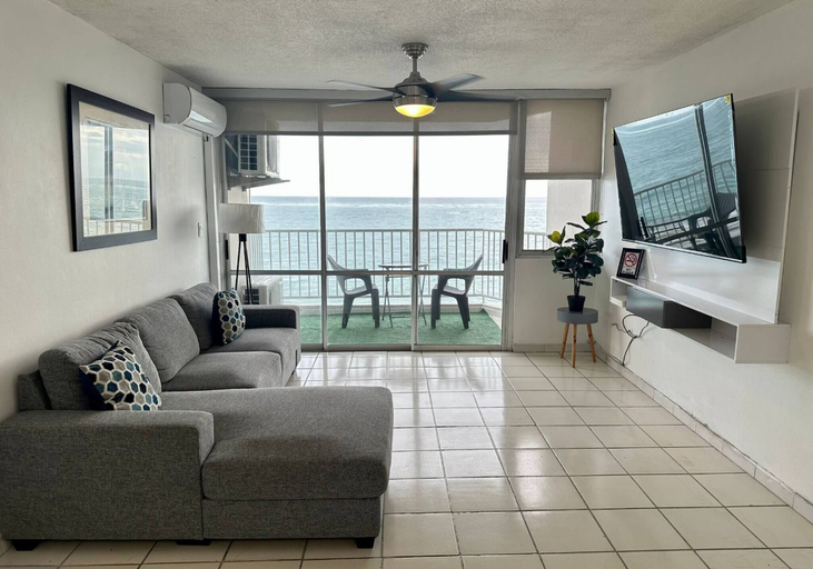 Living area 3, Blueberry Miracle Balcony Oceanfront Beach View