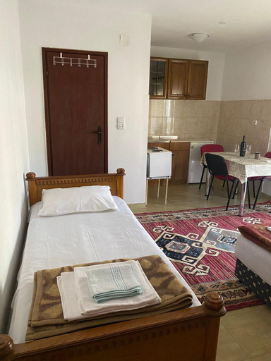 Others 2, Apartmani MIR