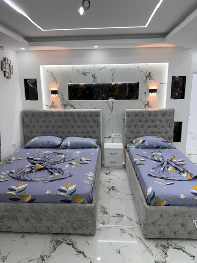 3, Apartments Afi Lindi