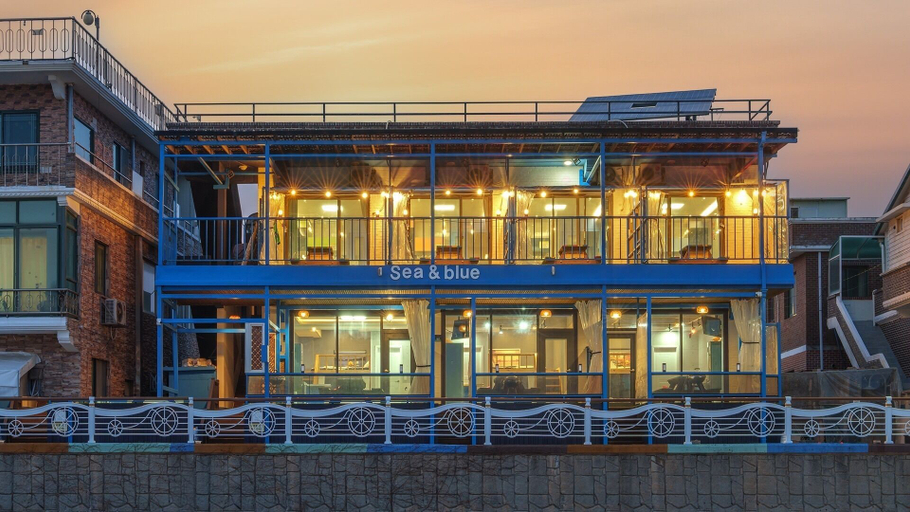 Exterior & Views 2, Goseong Cnblue Oceanview Pension, Goseong