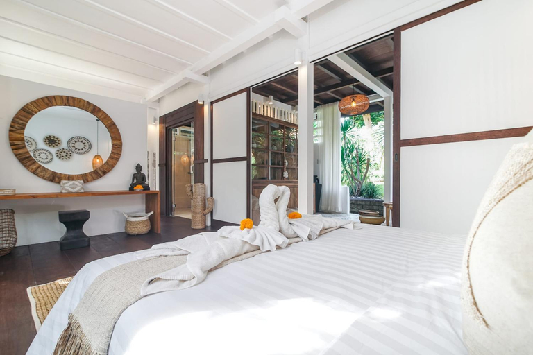Bedroom 3, Villa Sembunyi - Unique 6BR Luxury Villa between Seminyak & Canggu, Badung