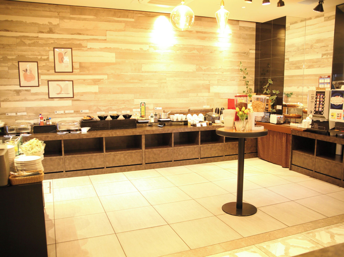 Food & Drinks 5, Hotel Vine Osaka Kitahama, Osaka