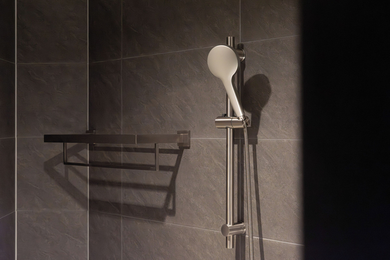 Bathroom 3, ONUA Gwangalli, Suyeong