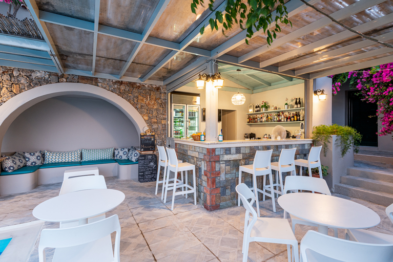 Food & Drinks 5, Aphea Village by GHH, Crete