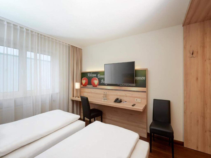Interior 5, 2 person holiday park home in Herrenberg, Böblingen