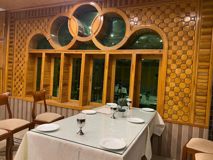 Food & Drinks 2, Shelton Hotel Kumrat, Malakand