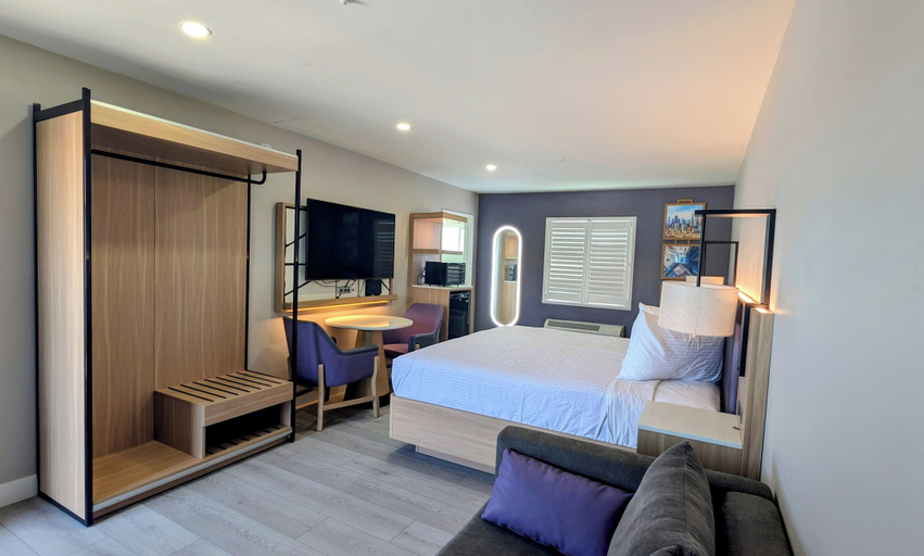 Bedroom 2, Luxury Inn, Los Angeles