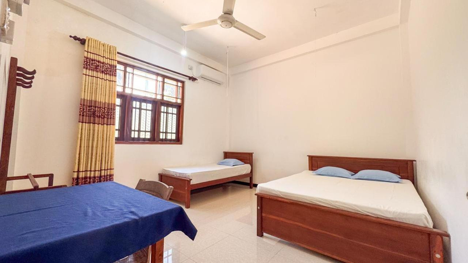 Others 5, Donald Guest House, Matara Four Gravets