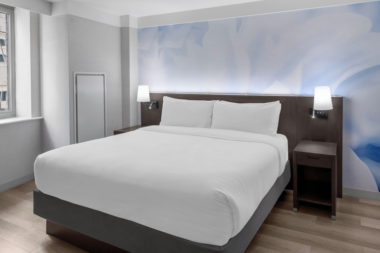 Bedroom 3, Four Points By Sheraton New York Downtown, New York