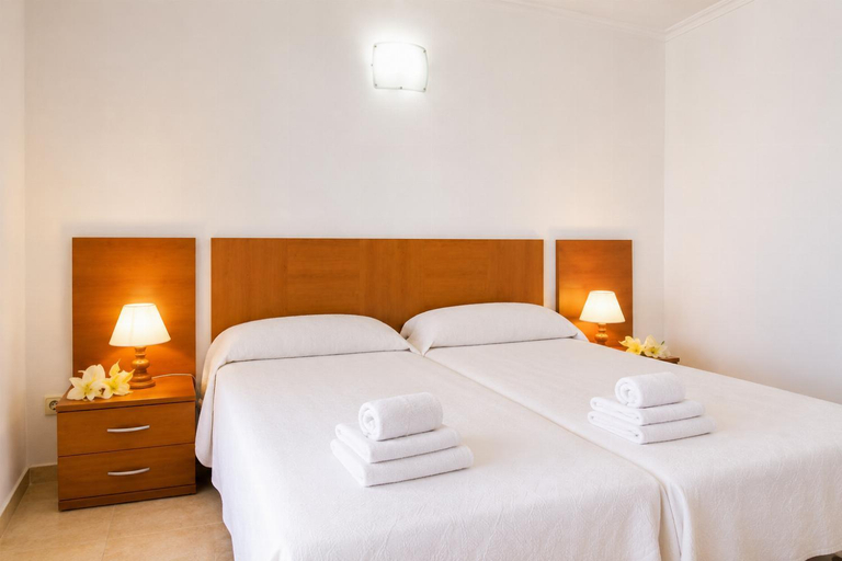 Bedroom 2, Villa Roca Nova, Baleares