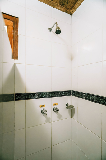 Bathroom 4, Pousada Templários Ecovilla, Pirenópolis