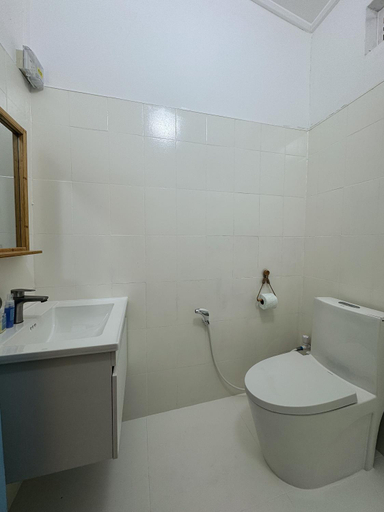 Bathroom 3, Thulusdhoo Garden Villa, Kaafu Atoll
