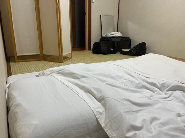 Bedroom 2, Retreat Guest House Surya - WOMEN's only -, Kawazu