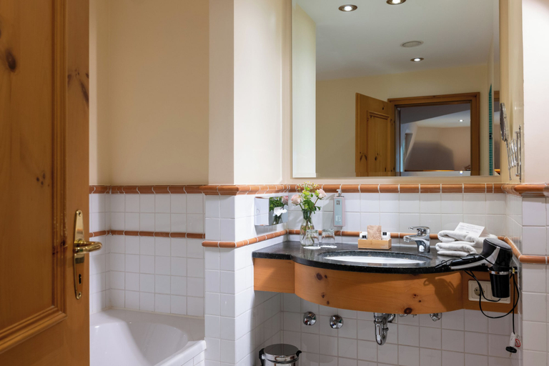 Bathroom 5, Waldhaus Reinbek, Stormarn