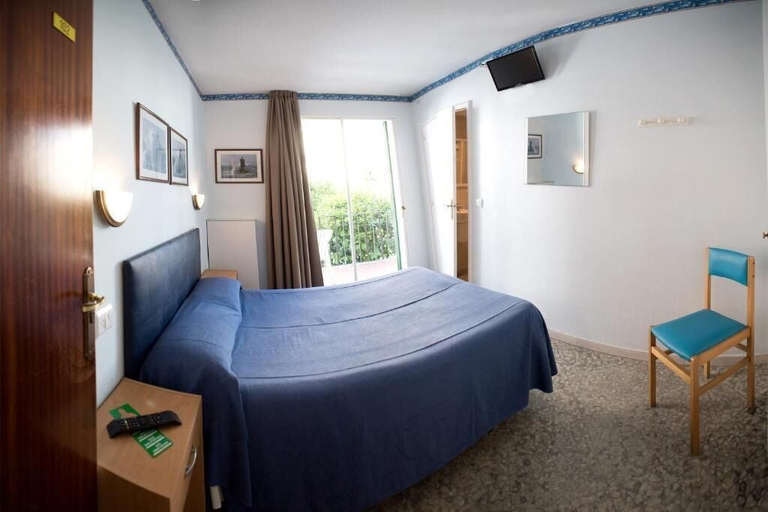 Room 2, Hostal Hostalet, Girona