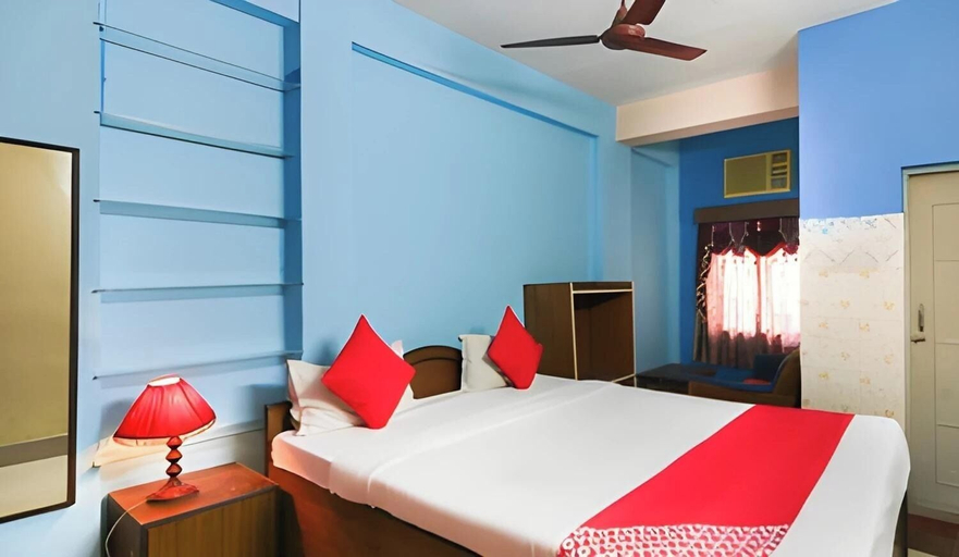 Room 4, Ankita Guest House, Hugli
