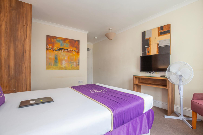 Bedroom 3, Revado Hotel, Norwich City Centre, Norfolk