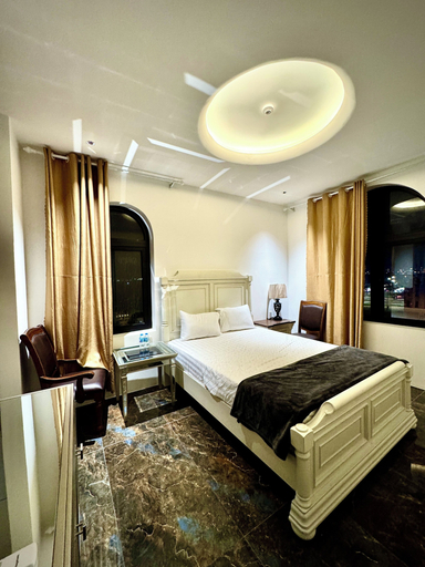 Room 2, EuroDana, Da Nang