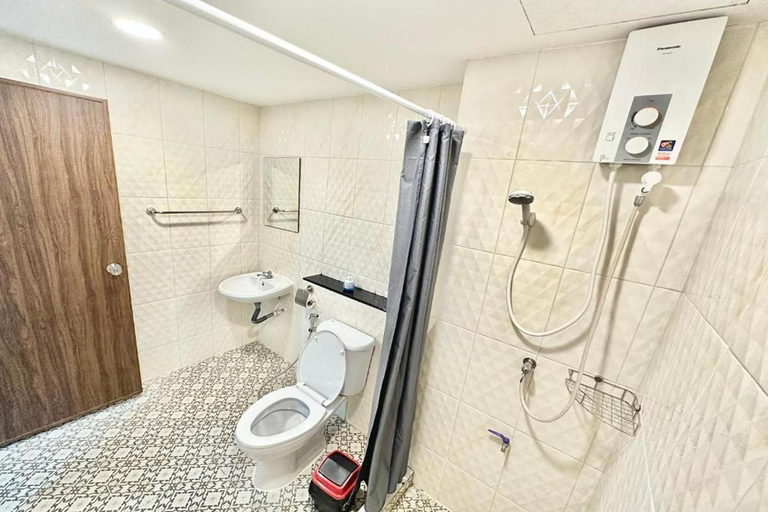 Bathroom, Baan at Khaosan Hotel, Phra Nakhon
