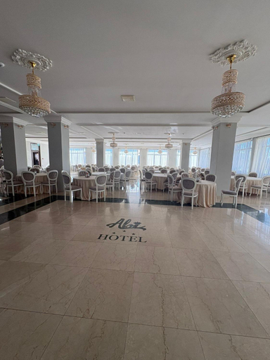 5, Hotel Abi, Sanmartin