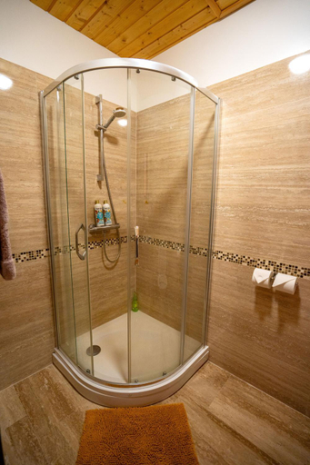 Bathroom 3, Amolini, Talsi