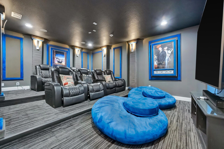 Interior 5, Wilmington Grand Escape, Osceola