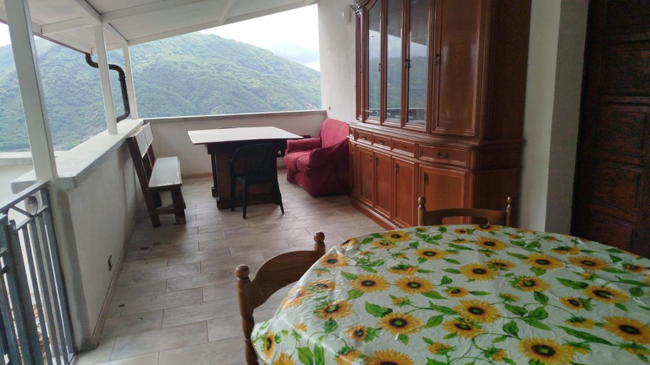 Others 4, VillaTresa, Messina