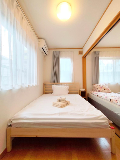 Bedroom 3, Lillian's Home, Sumida
