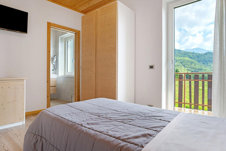 Bedroom 2, Agritur Montibeller Fravort, Trento