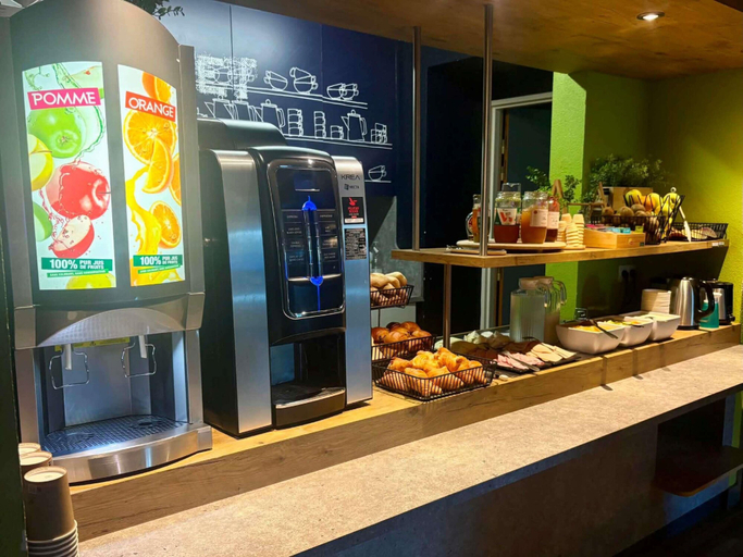 Food & Drinks 5, ibis budget Granville, Manche