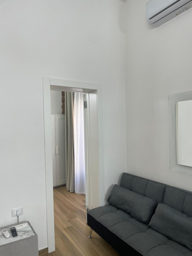 Others 3, Acquicella House, Catania
