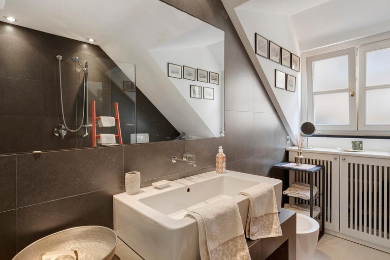 Bathroom 4, Attico Palazzo Giustiniani, Genova