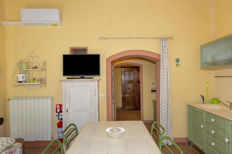 Others 5, San Giovanni Residence, Pisa