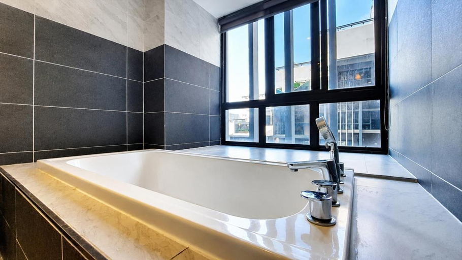 Bathroom 4, Imperio Residence Melaka by Jeffery Lam Home Management, Malacca City