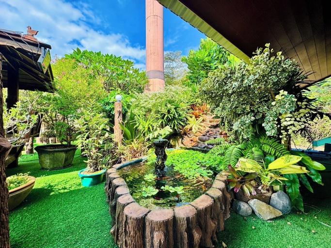 Property grounds 2, Plueakmai Resort, K. Na Yai Am