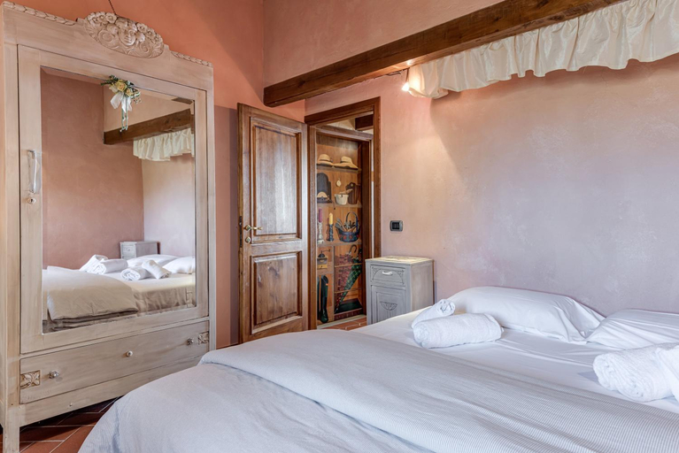 Bedroom 3, Agriturismo Podere Campiglia, Arezzo