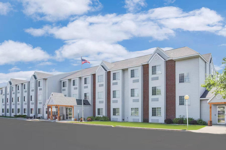 Exterior view, Sleep Inn & Suites Fond du Lac, Fond du Lac