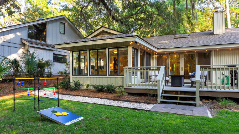 Interior 4, Wildwood Hideaway by Avantstay Deck + Fire Table Sea Pines, Beaufort